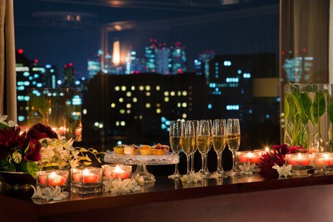 二次会は夜景を見ながらロマンチックに