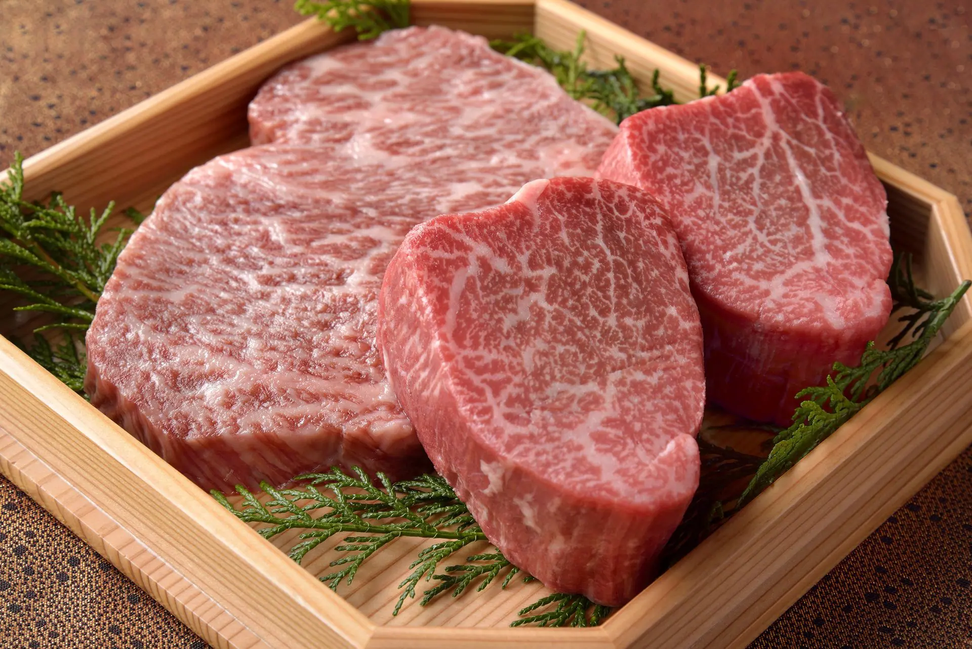 富士の溶岩 鉄板焼き 焼肉 Modern Fujisan Youganyaki | Bangkok